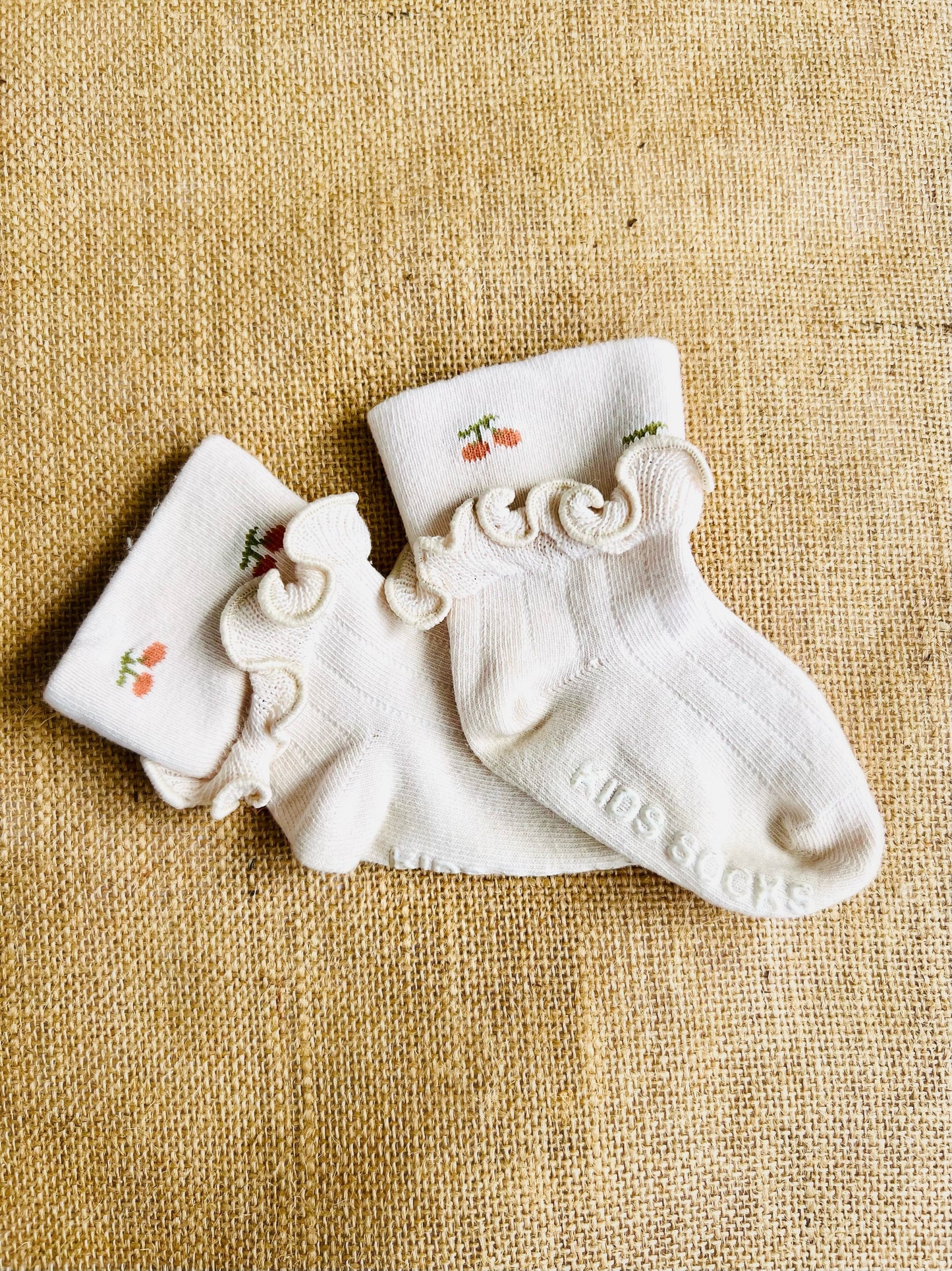 Fruity Frills - Grippy Socks