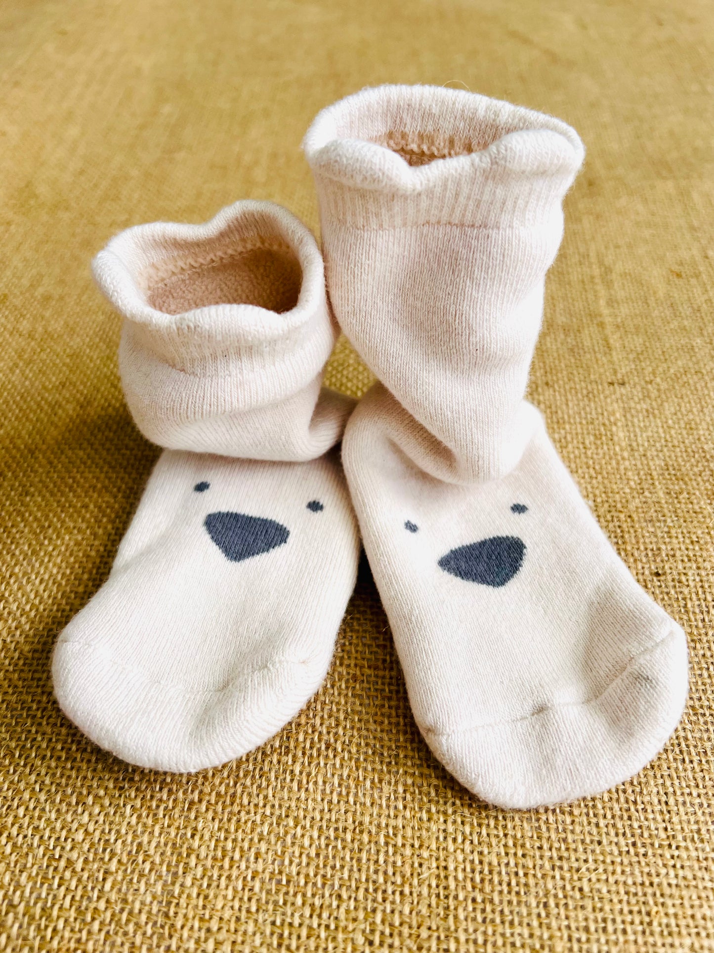 Tiny Bear Hug Socks